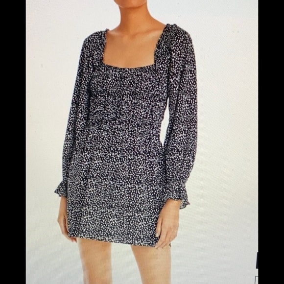 REDUCED Lucy Paris Gathered Floral Print Dress Sz M NWT - Picture 1 of 5